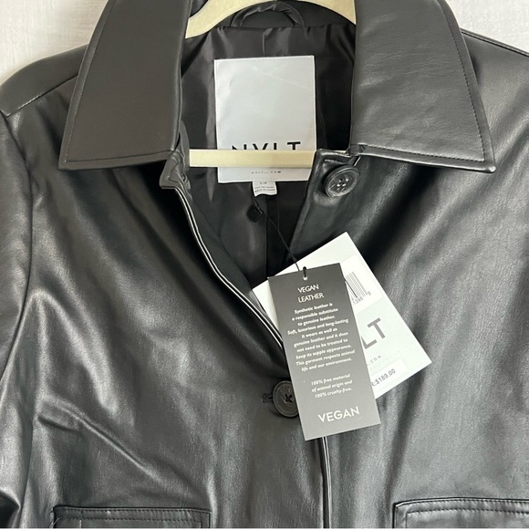 NWT NVLT Women’s Vegan Leather Collared Trucker Jacket in Black Size Small - Picture 3 of 8